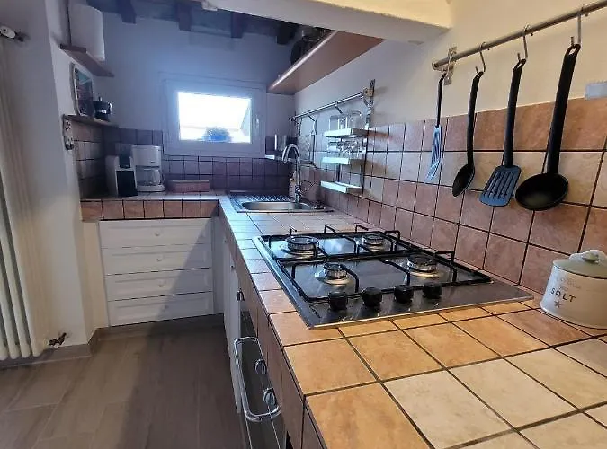 Attic 아파트